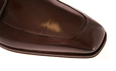 D. Luis Dark Brown