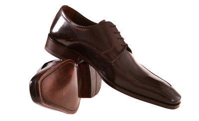 D. Luis Dark Brown